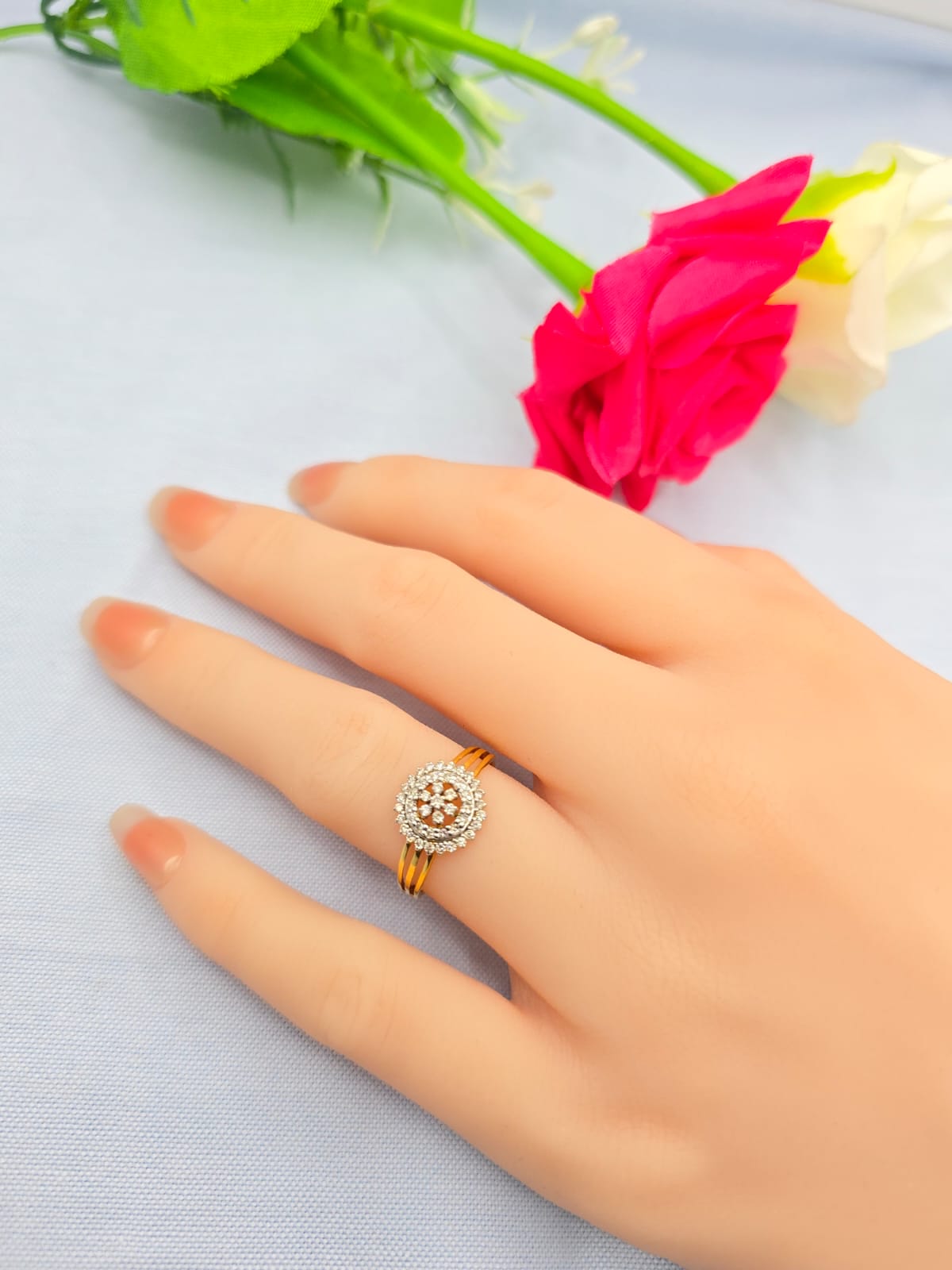 DIAMOND RING