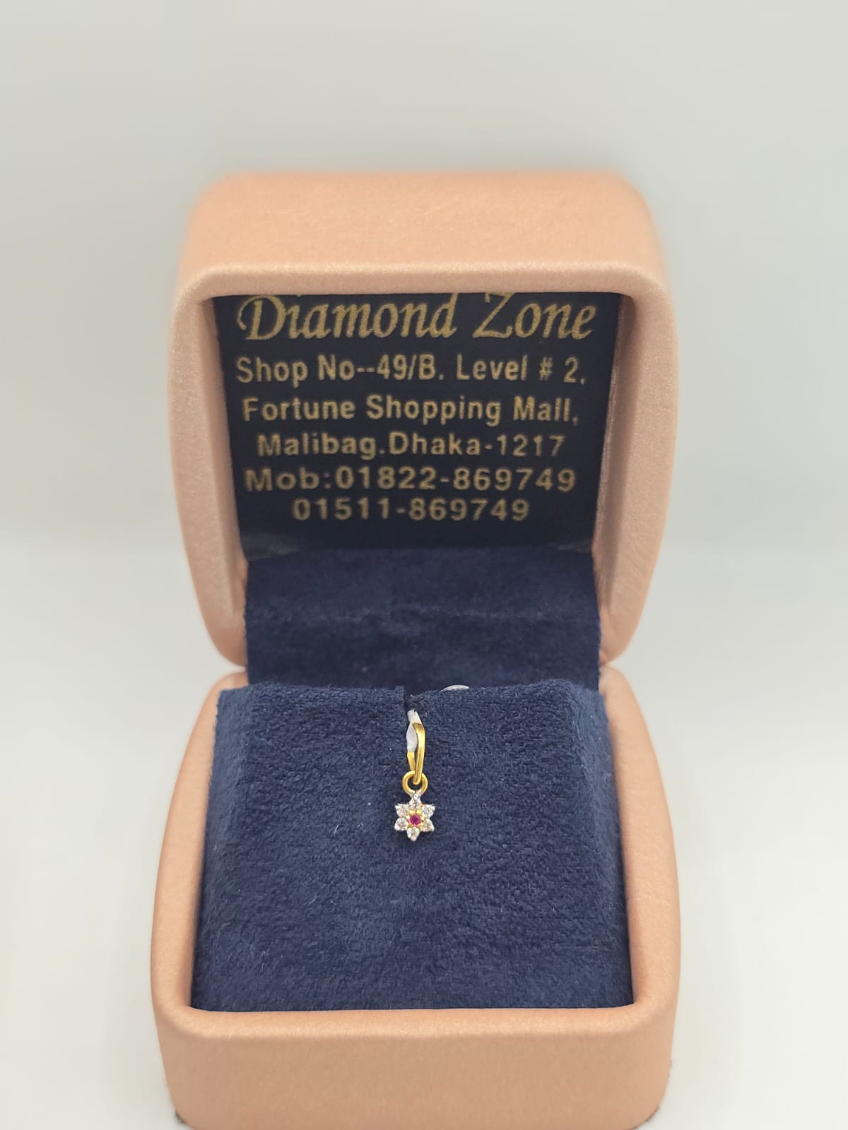 DIAMOND LOCKET