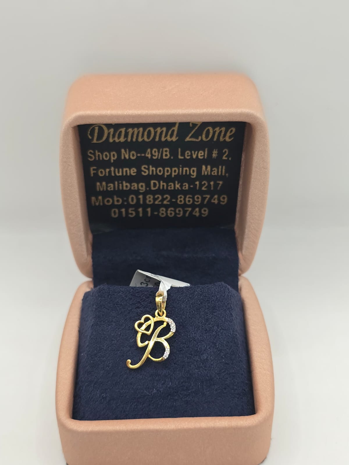 DIAMOND LOCKET
